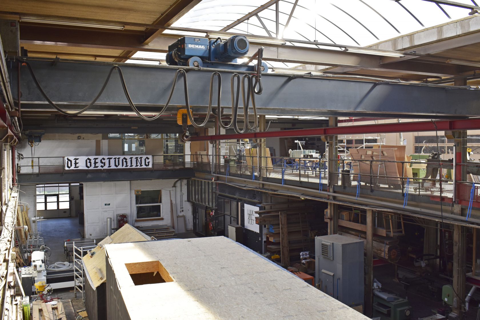 HIDE OUT studio & project space @ De Besturing