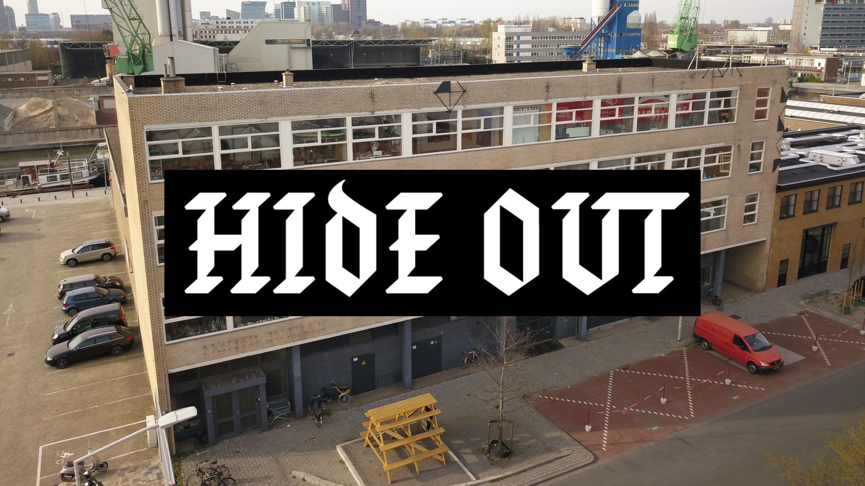 HIDE OUT studio & project space @ De Besturing