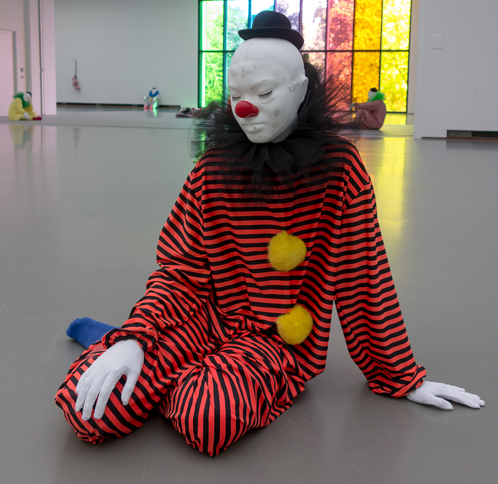 Clowns die een dutje doen