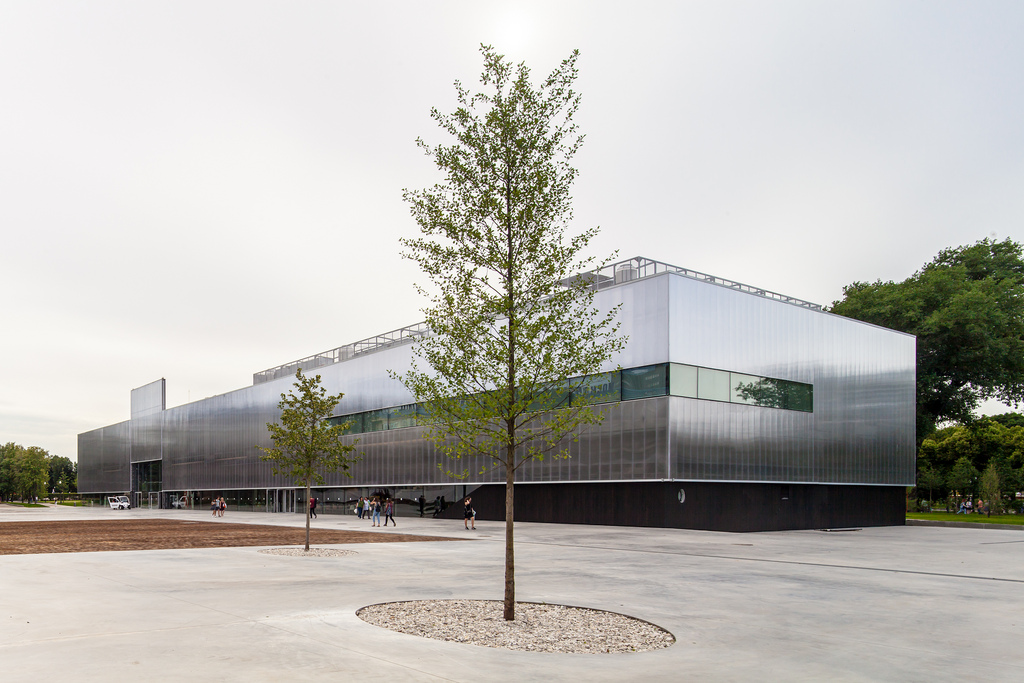 Stroom Invest Interviews / Curator #3 Valentin Diaconov