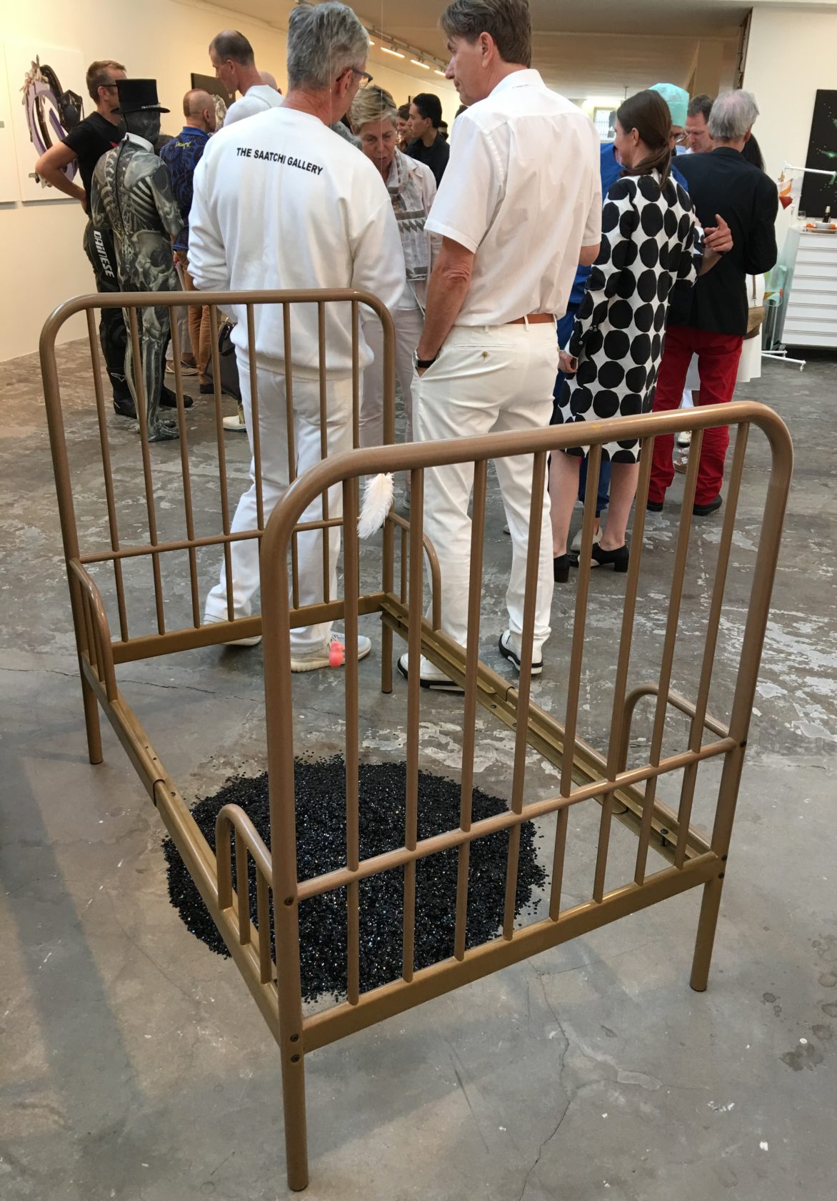 Medical Body Jewels at Galerie Ramakers