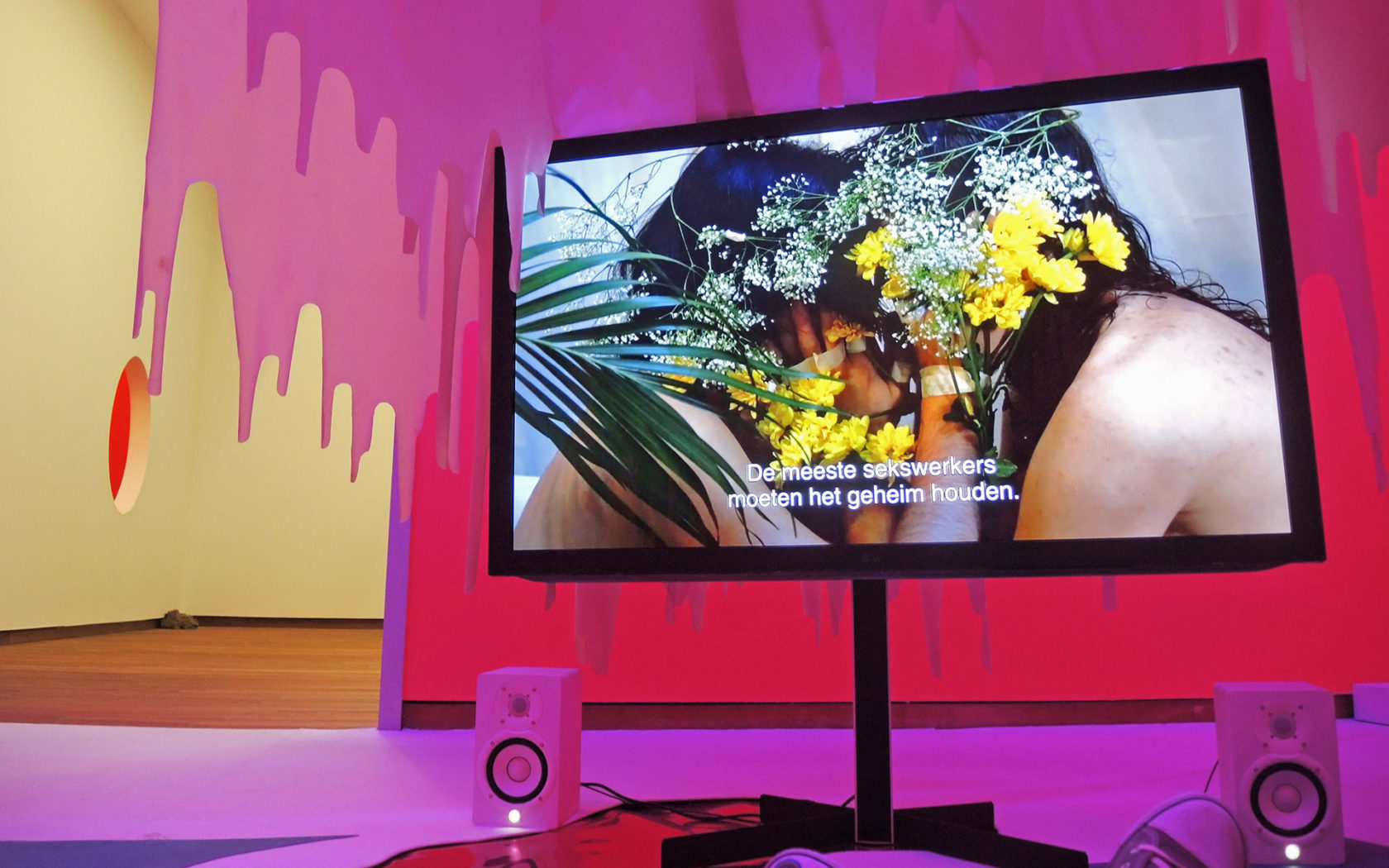 Melanie Bonajo; de dood of de gladiolen