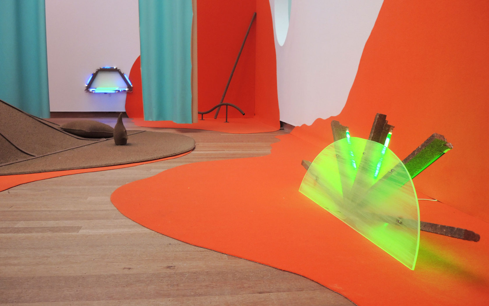 Melanie Bonajo; de dood of de gladiolen