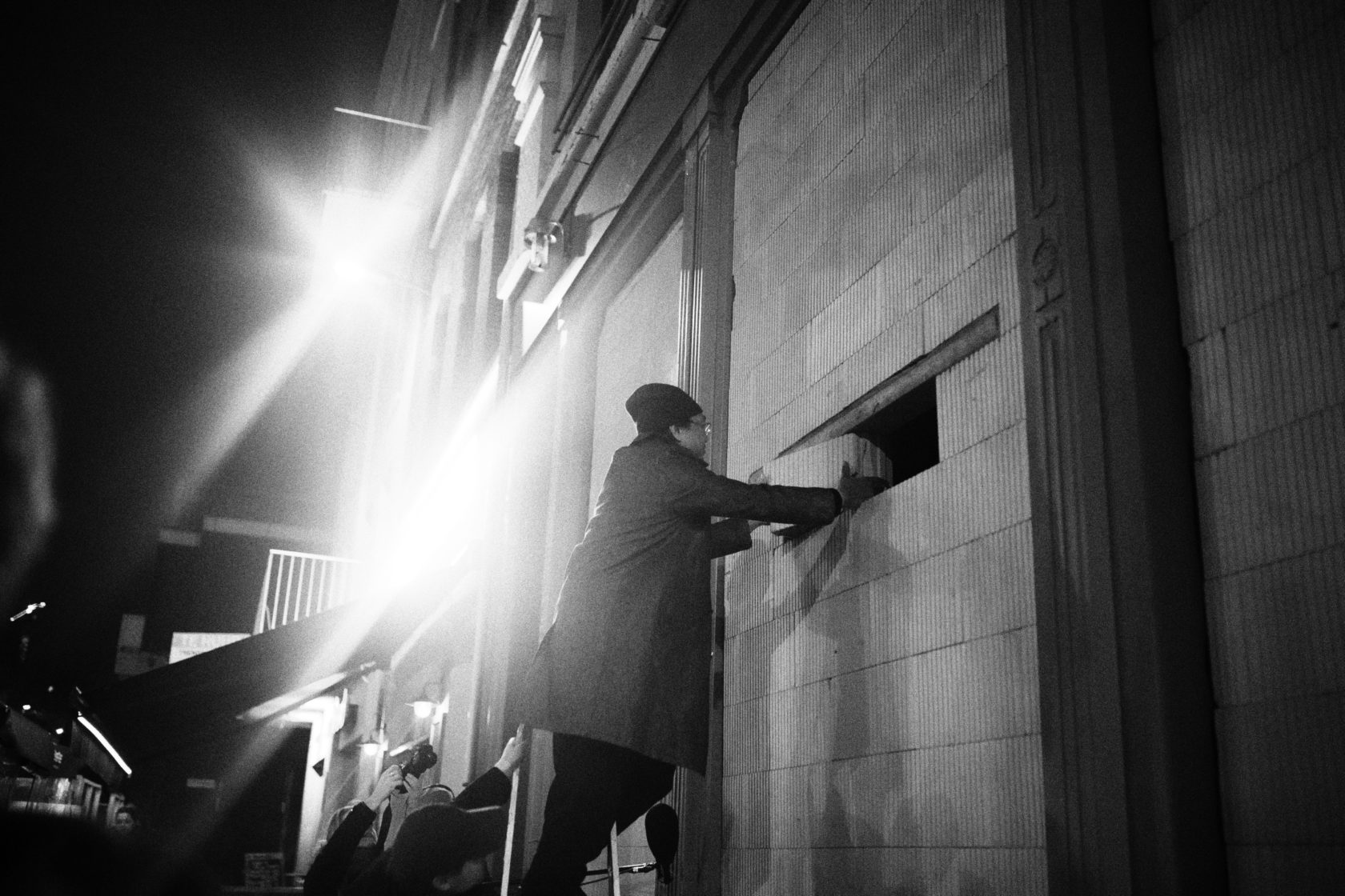 Een varken aan het spit