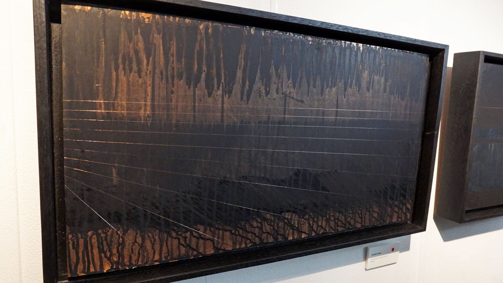 Het koper, goud en ijzerdraad tiert welig