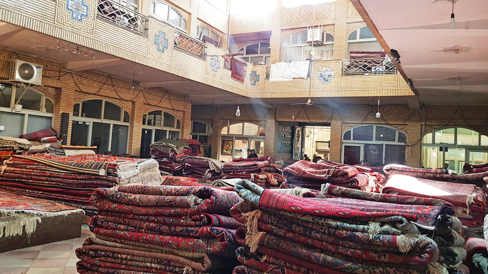 Onze kunstenaar in Teheran