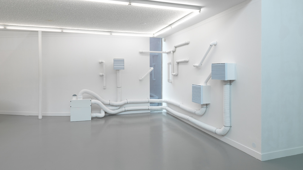 Stroom Invest interviews / artist Mickey Yang