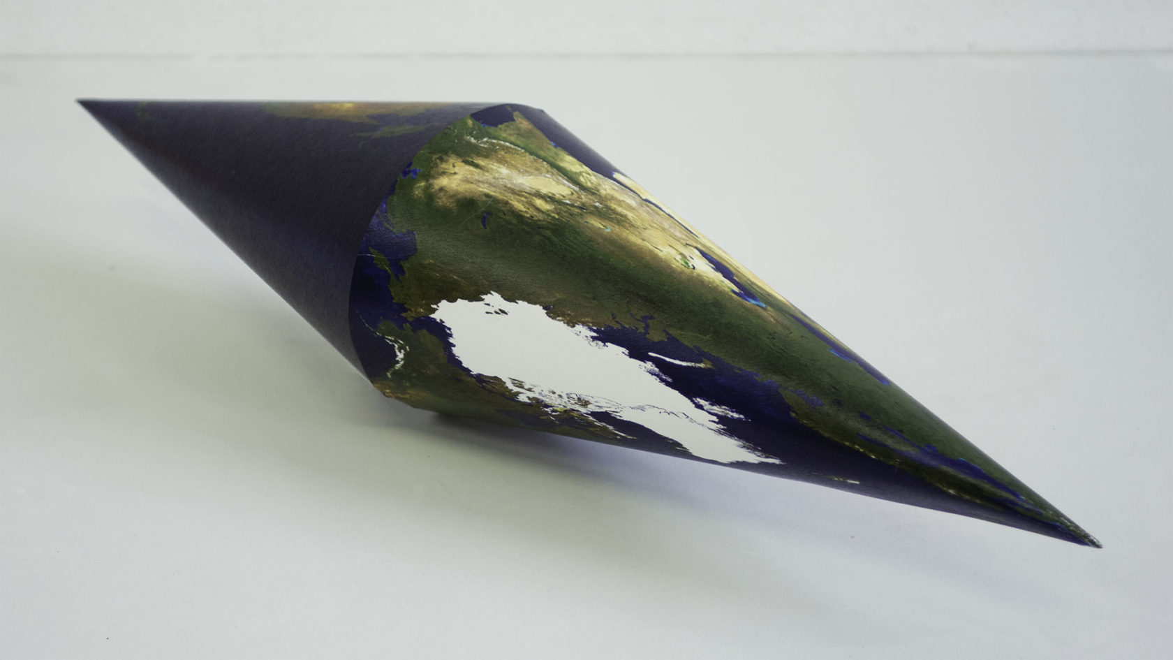 Stroom Invest interviews / artist Sjuul Joosen