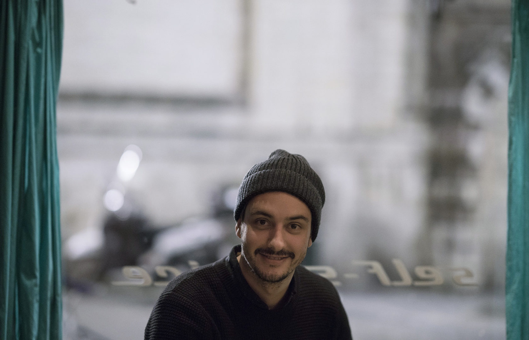 Stroom Invest interviews / curator Sandino Scheidegger