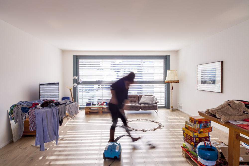 Stroom Invest interviews / curator Sandino Scheidegger