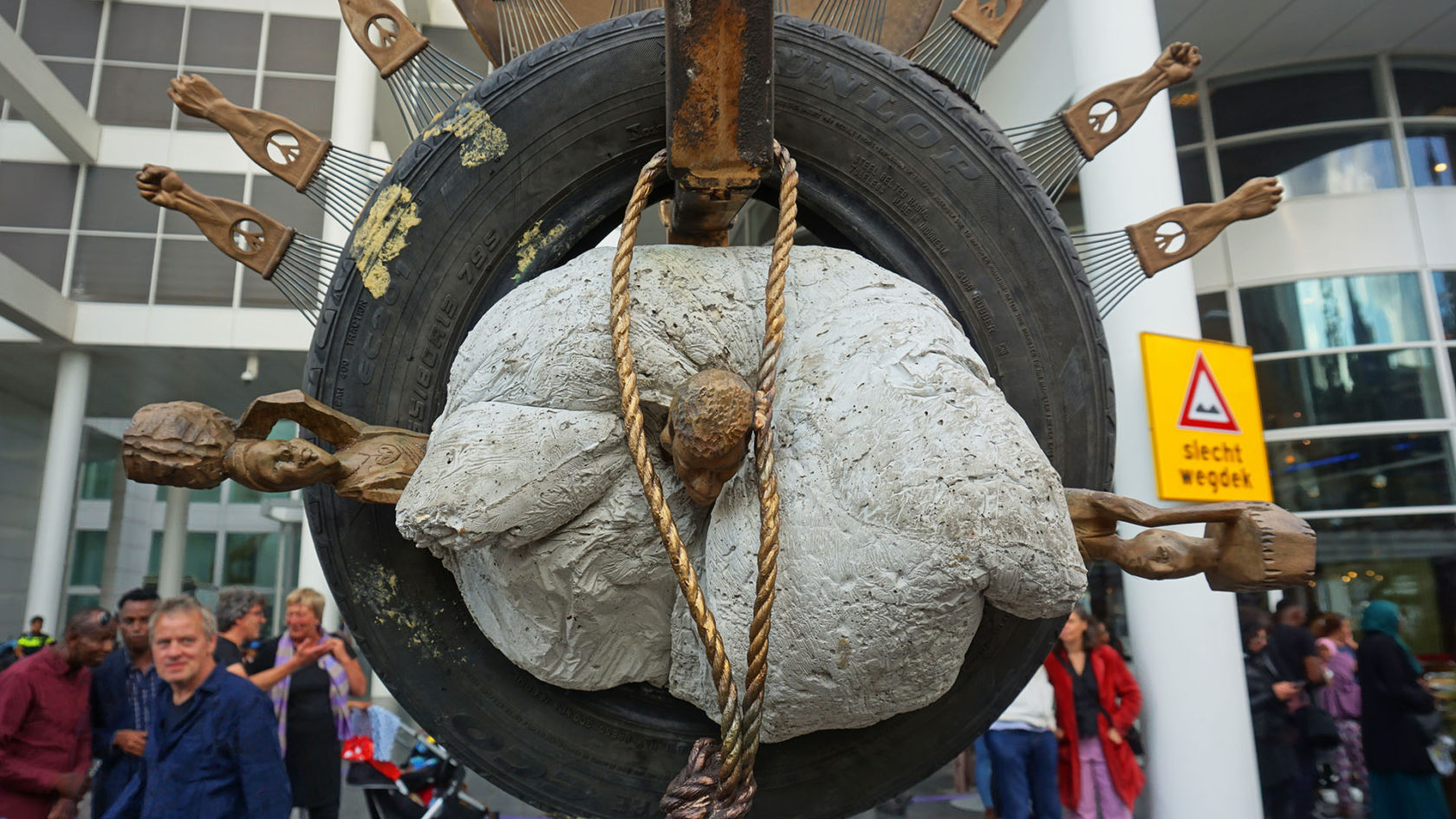 Tirzo Martha x Beeldengalerij, een zintuiglijke ervaring