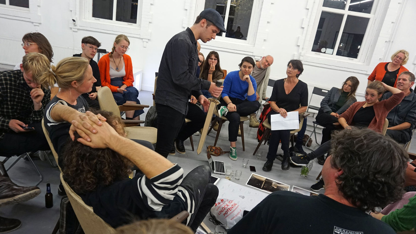 Het Kunstenaarsinitiatief