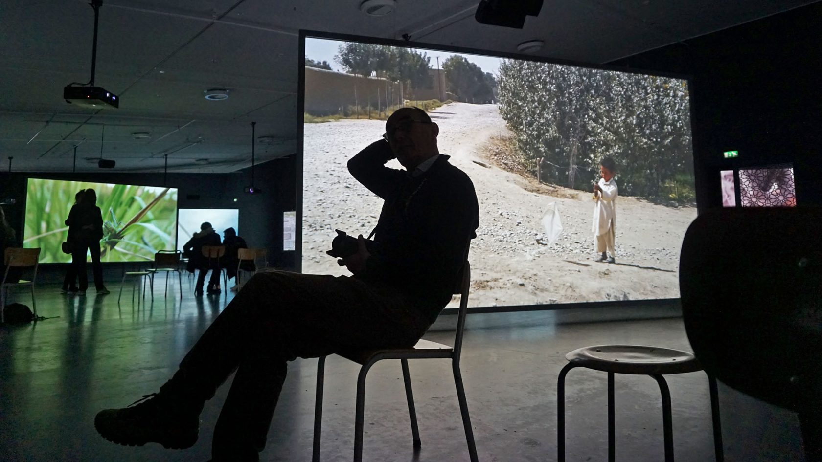 Stoelendans in het donker