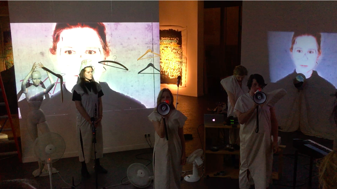 TKA, een ontmoeting tussen beeldende kunst, theater en muziek