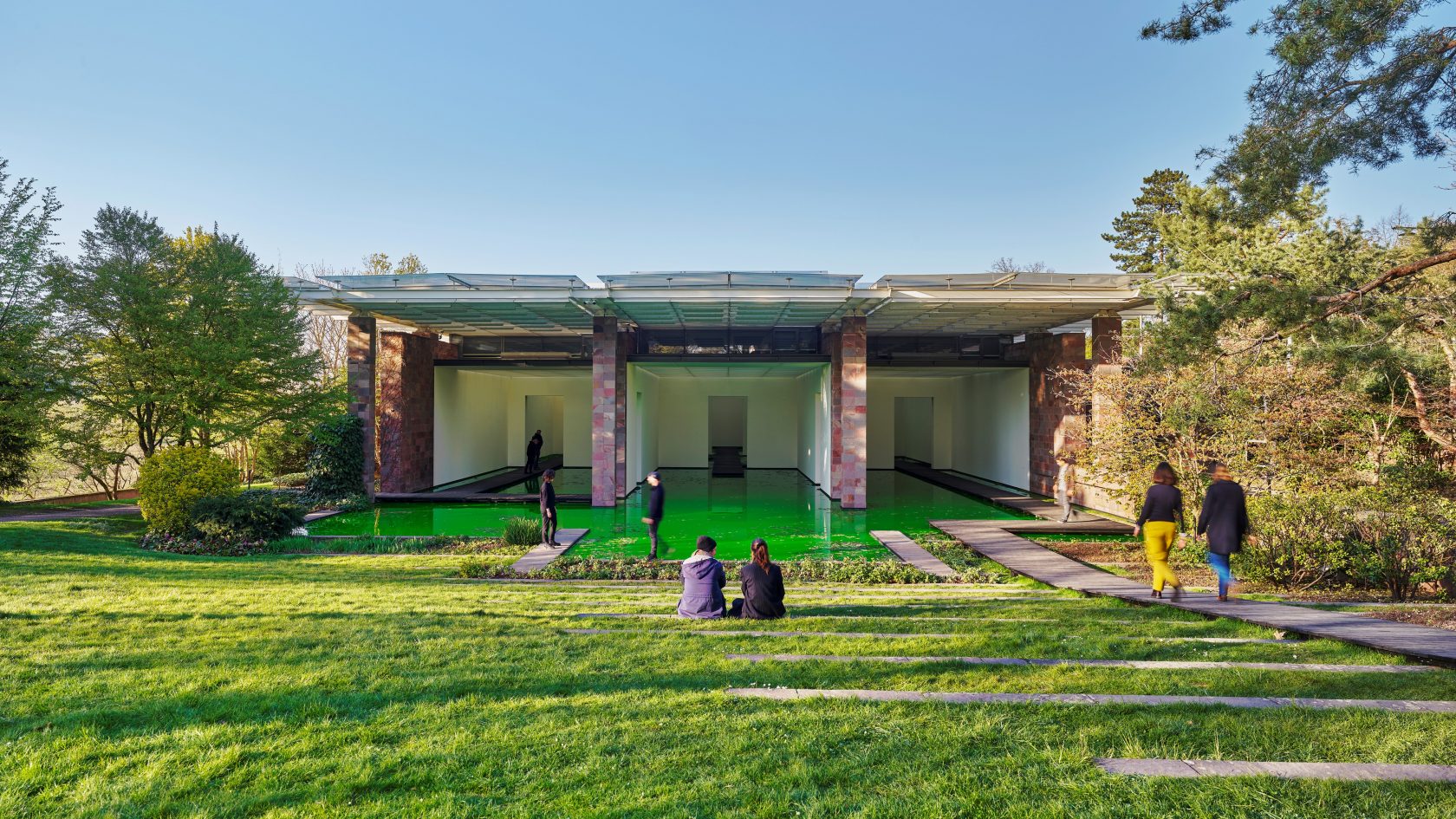 STOP! – ‘Life’ door Olafur Eliasson