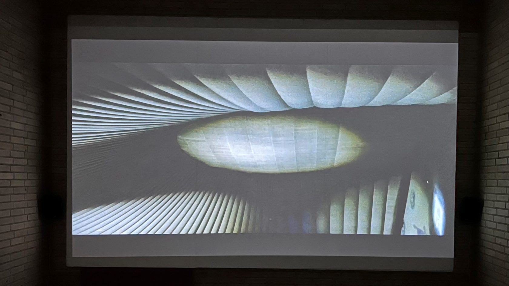 De finissage van Ω in de Electriciteitsfabriek