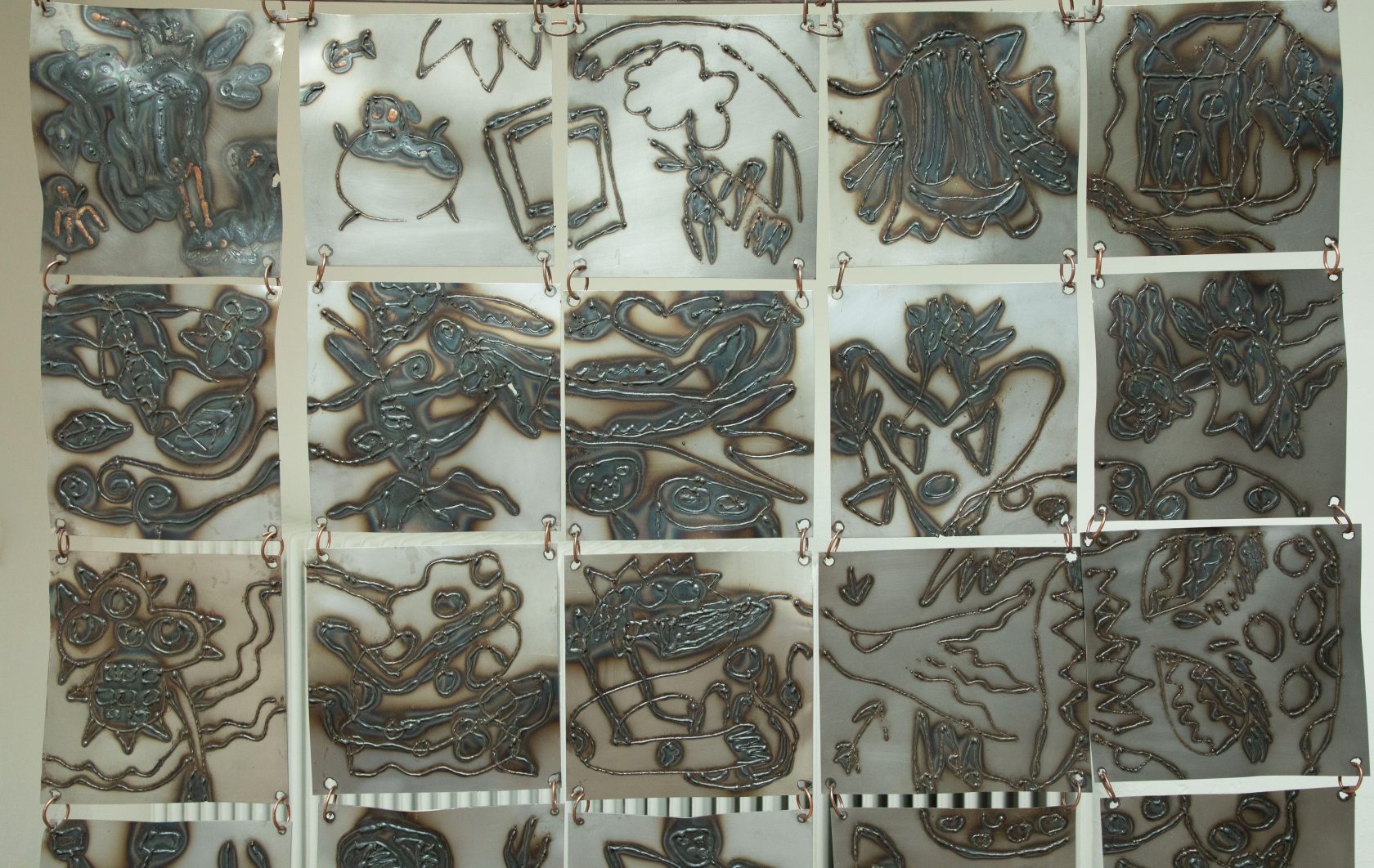 Jonge kunstenaars shape-shiften hun kunstpraktijk