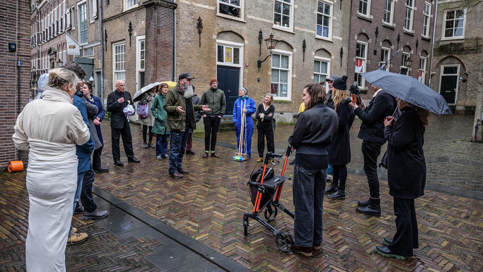 Equinox – same but different