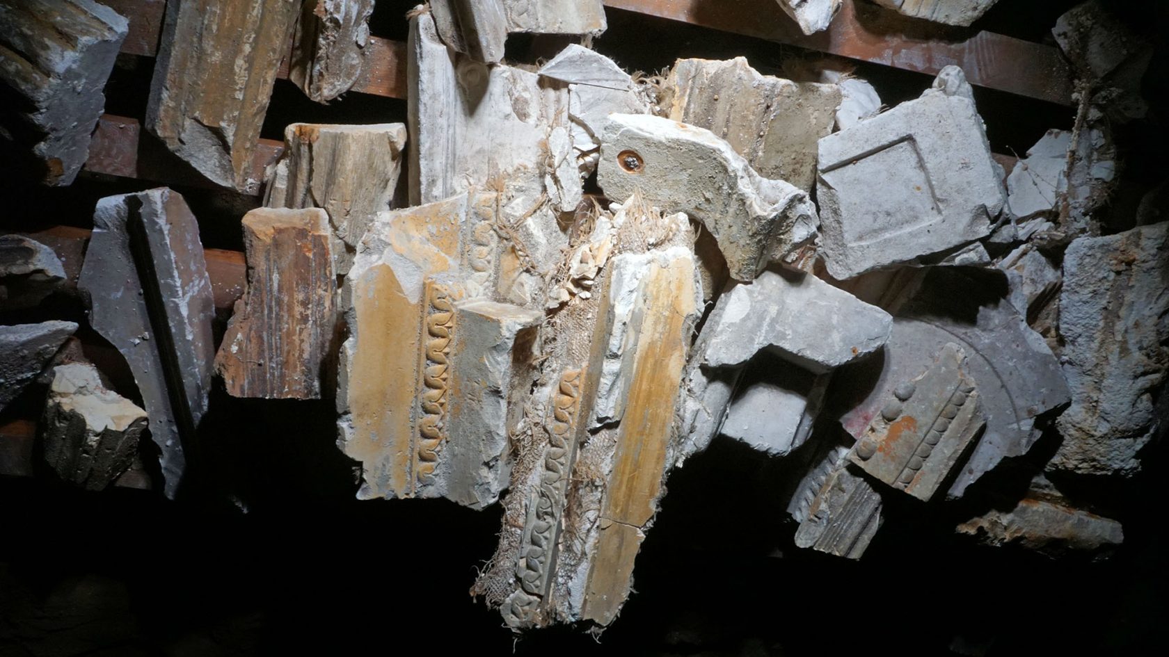 Unearthing the turf – Excavating KABK’s buried plaster treasure