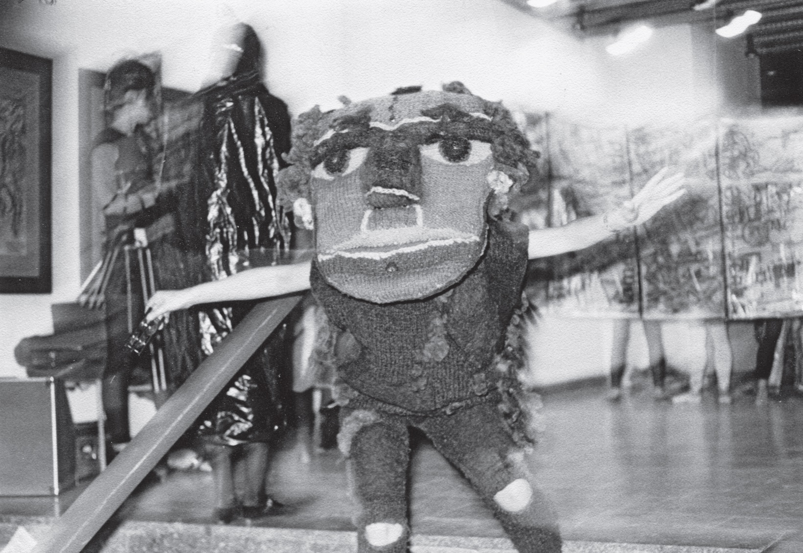 Hosen haben Röcke an – act in het luchtledige