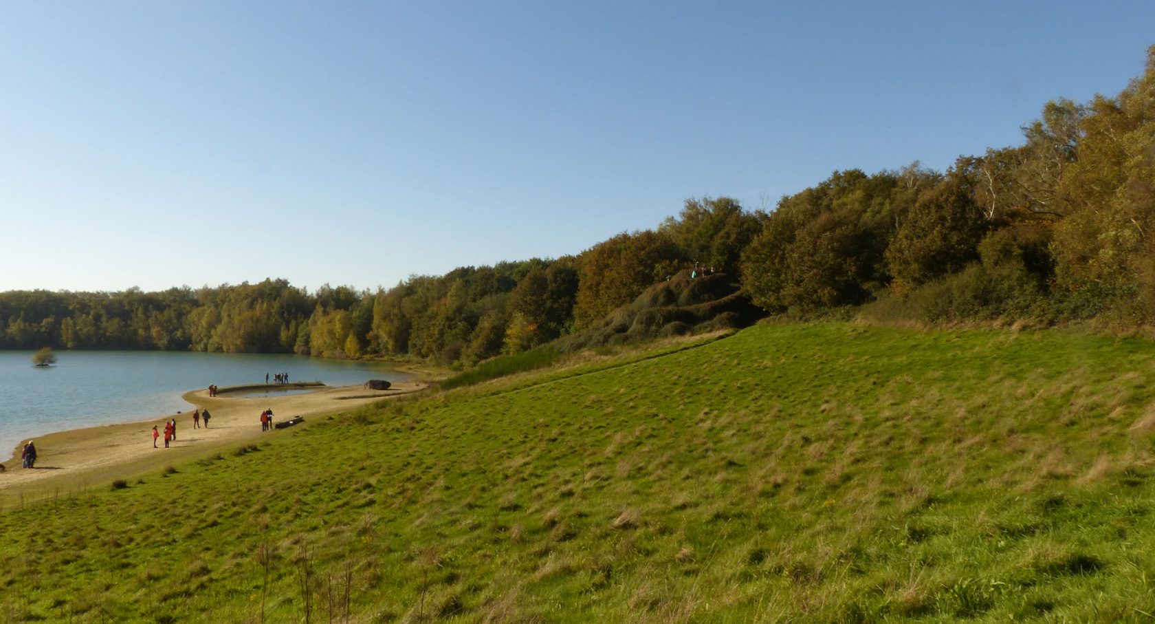 Verschijnen en verdwijnen – over Broken Circle / Spiral Hill van Robert Smithson