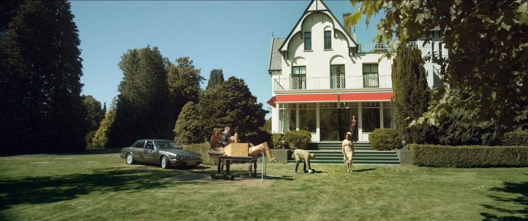 Dick Verdult niet voor één gat te vangen in filmisch diorama-drama