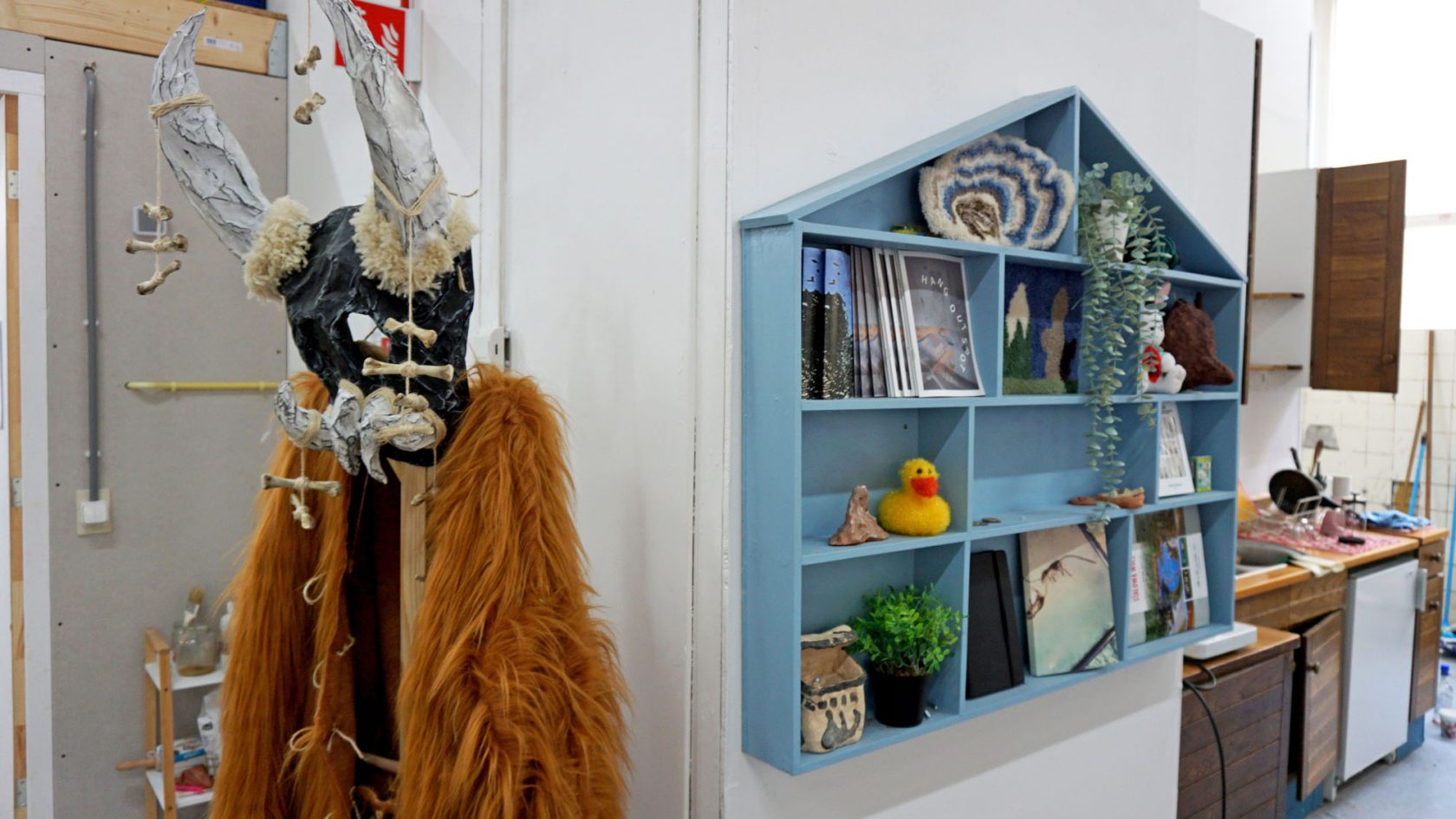 Artists hiding out ( ) in the Mountain