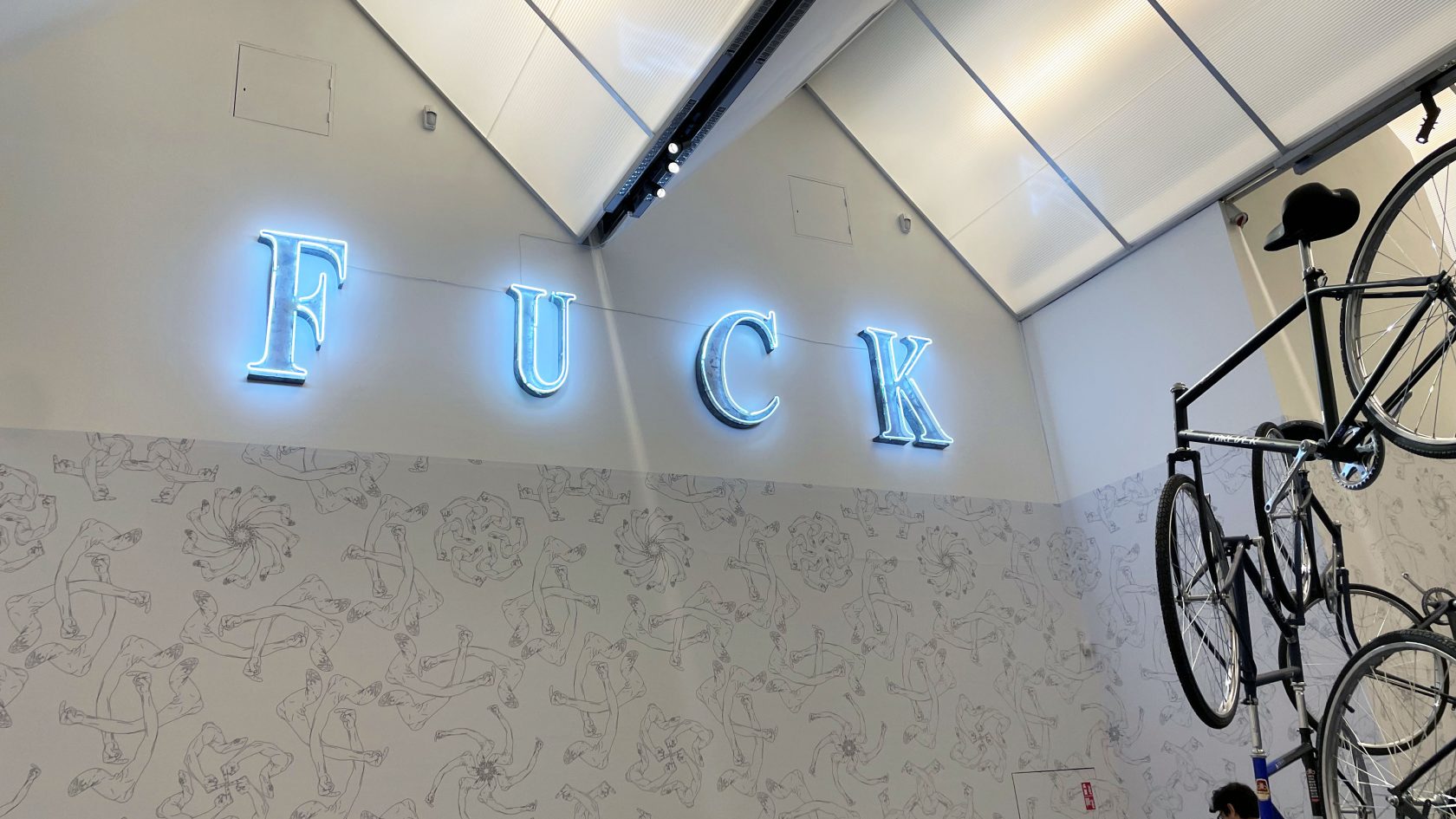 In Search of Humanity en goed nieuws