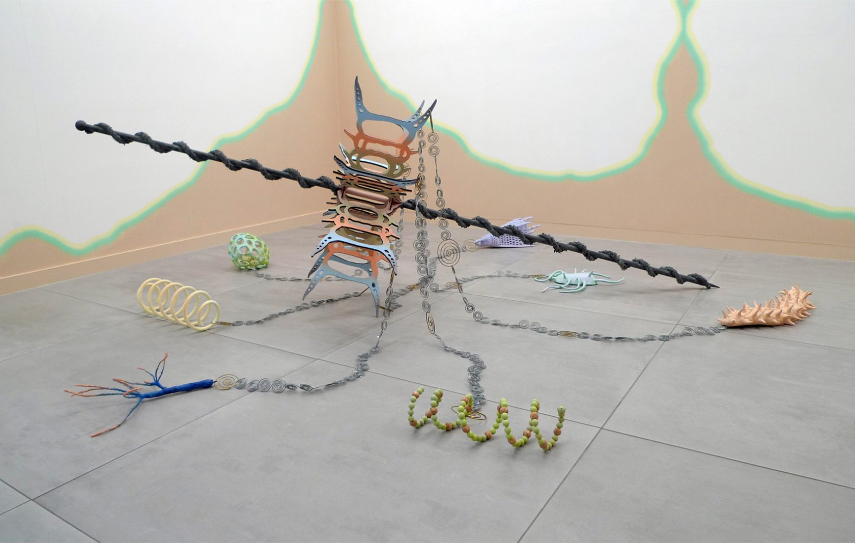 A review on Simone Albers’ “Myriad Ways of Being”